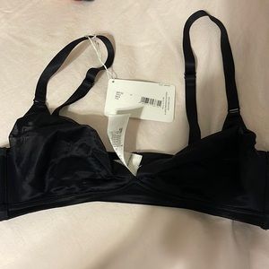 WOLFORD NWT 75A unlined no wire bra